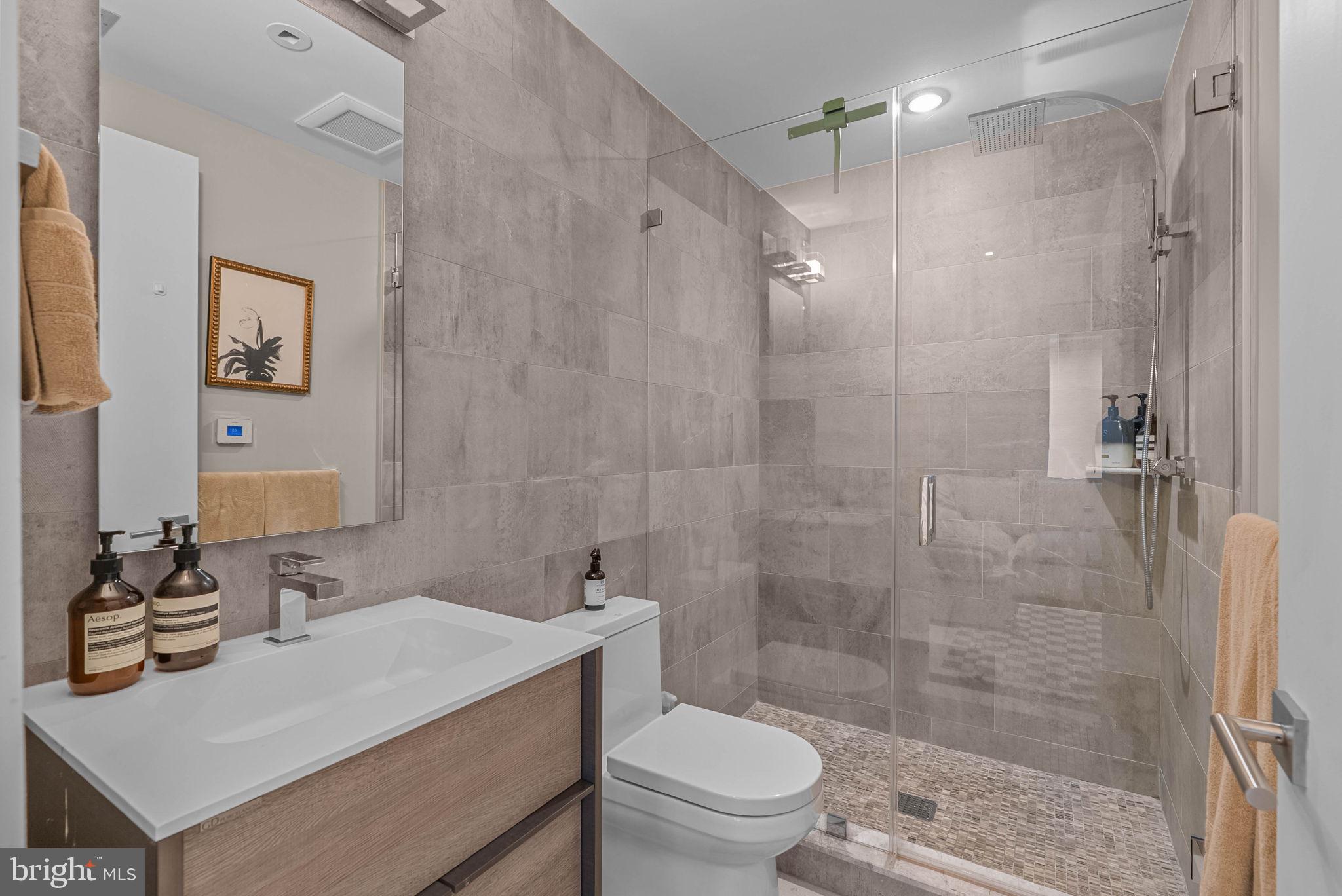 OLD CITY - Residential