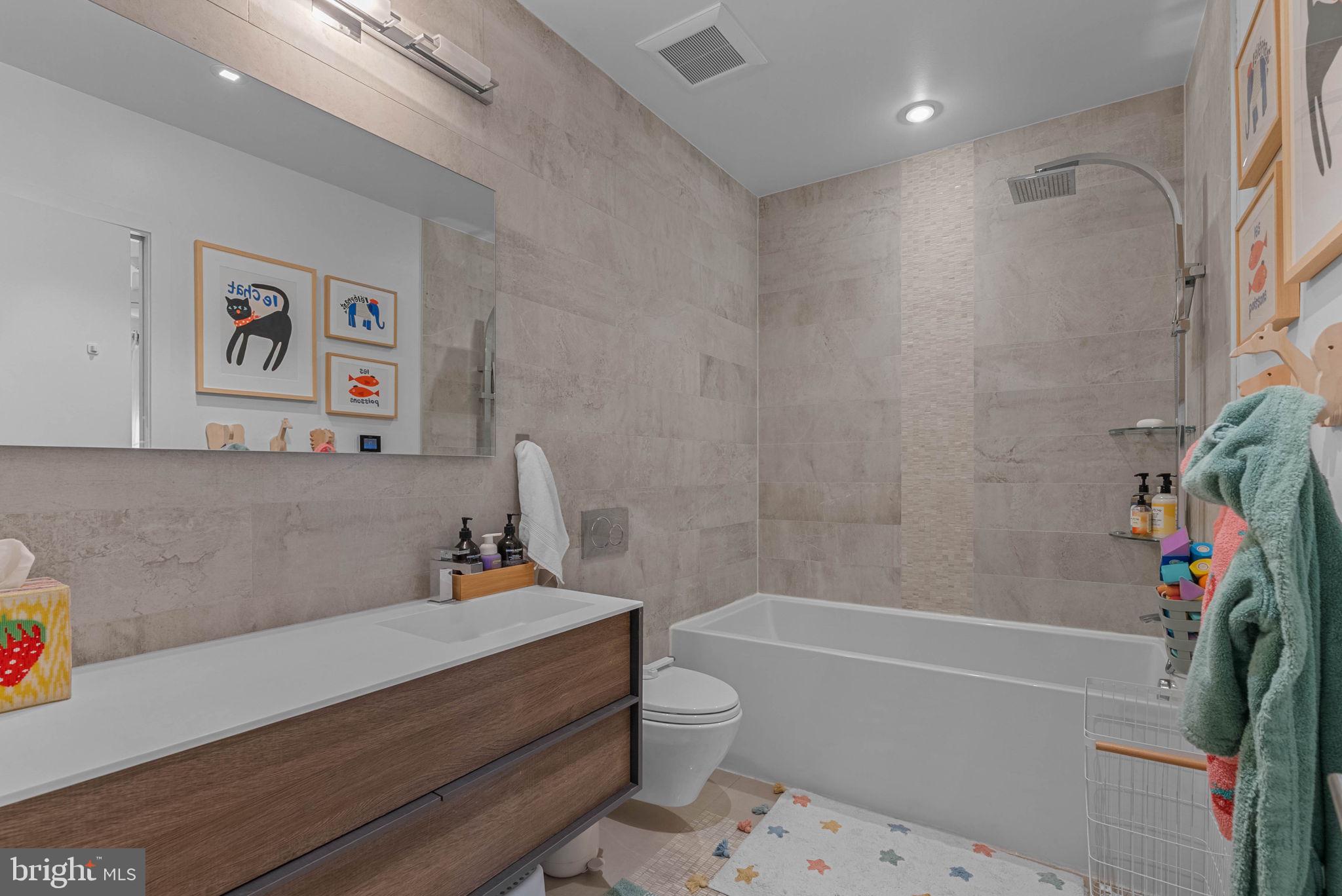 OLD CITY - Residential