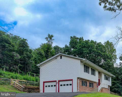 Photo of 22 Wealthy Road, LINDEN, VA 22642 (MLS # VAWR2015340)