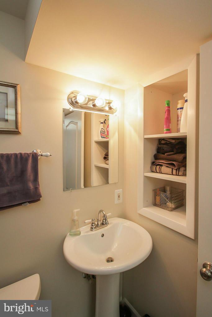 WINDSOR FOREST - Residential