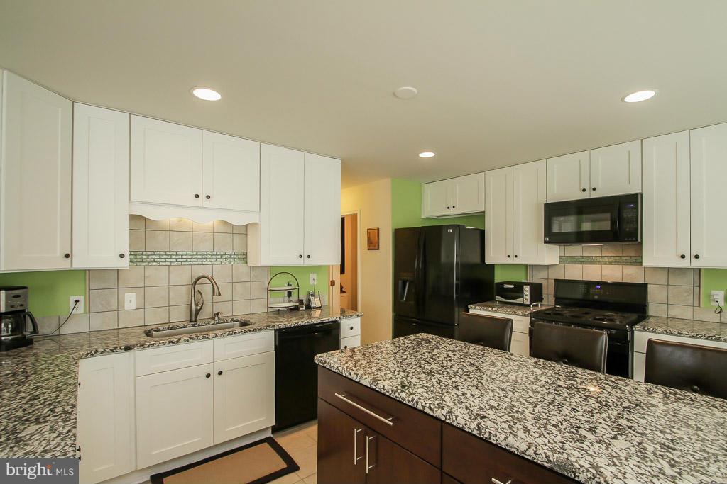 WINDSOR FOREST - Residential