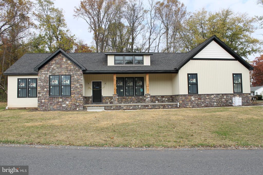 Photo of 4 Grouse Trail, FAIRFIELD, PA 17320 (MLS # PAAD2020456)