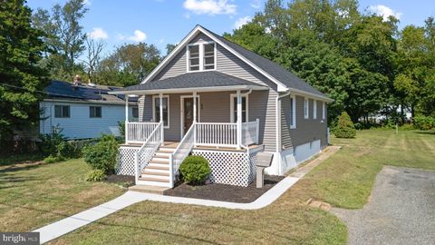 527 BUENA VISTA AVENUE MAPLE SHADE NJ 08052