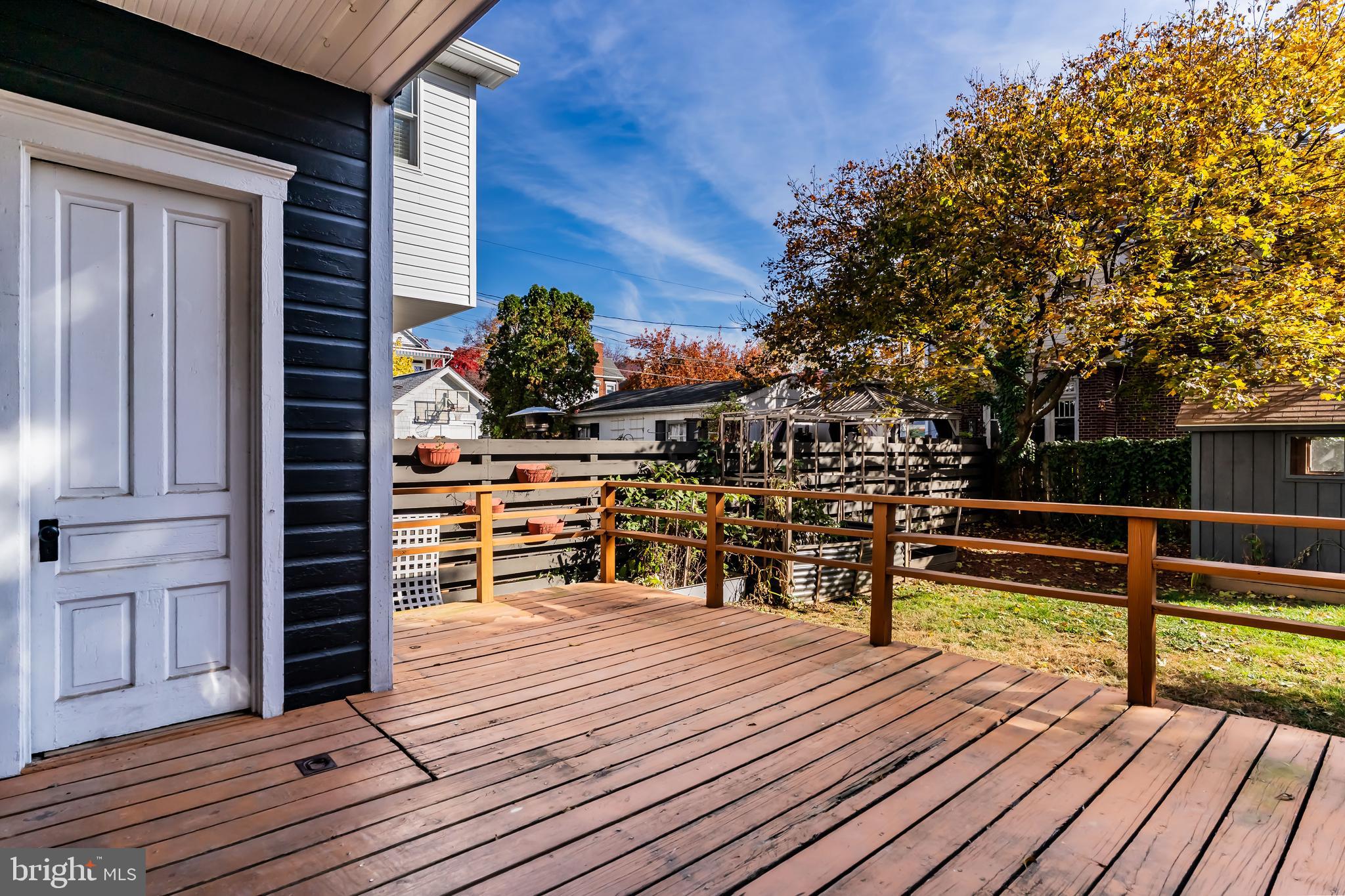 MOORELAND - Residential