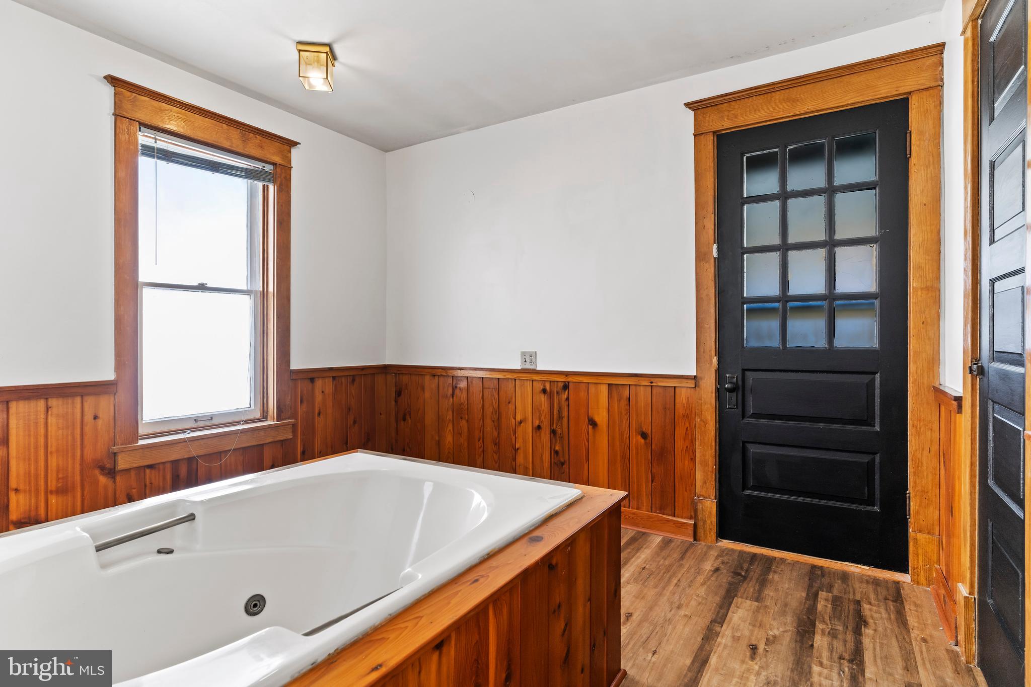 MOORELAND - Residential