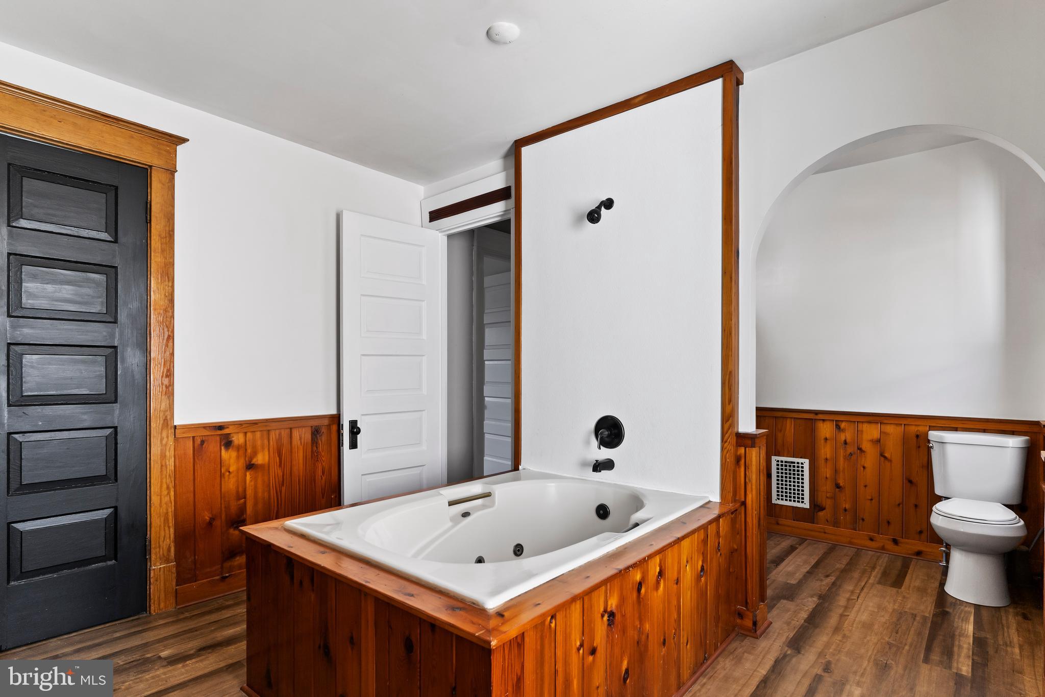 MOORELAND - Residential