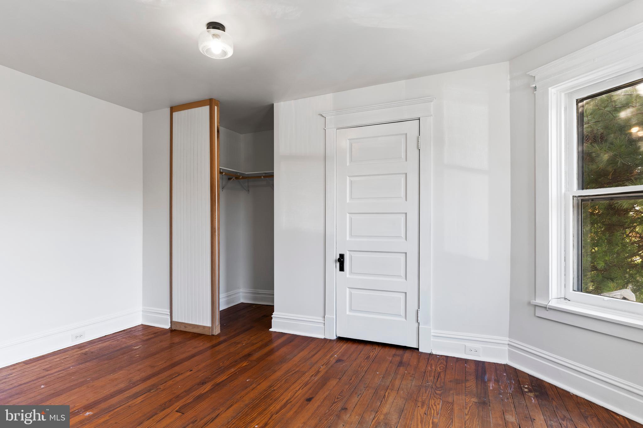 MOORELAND - Residential