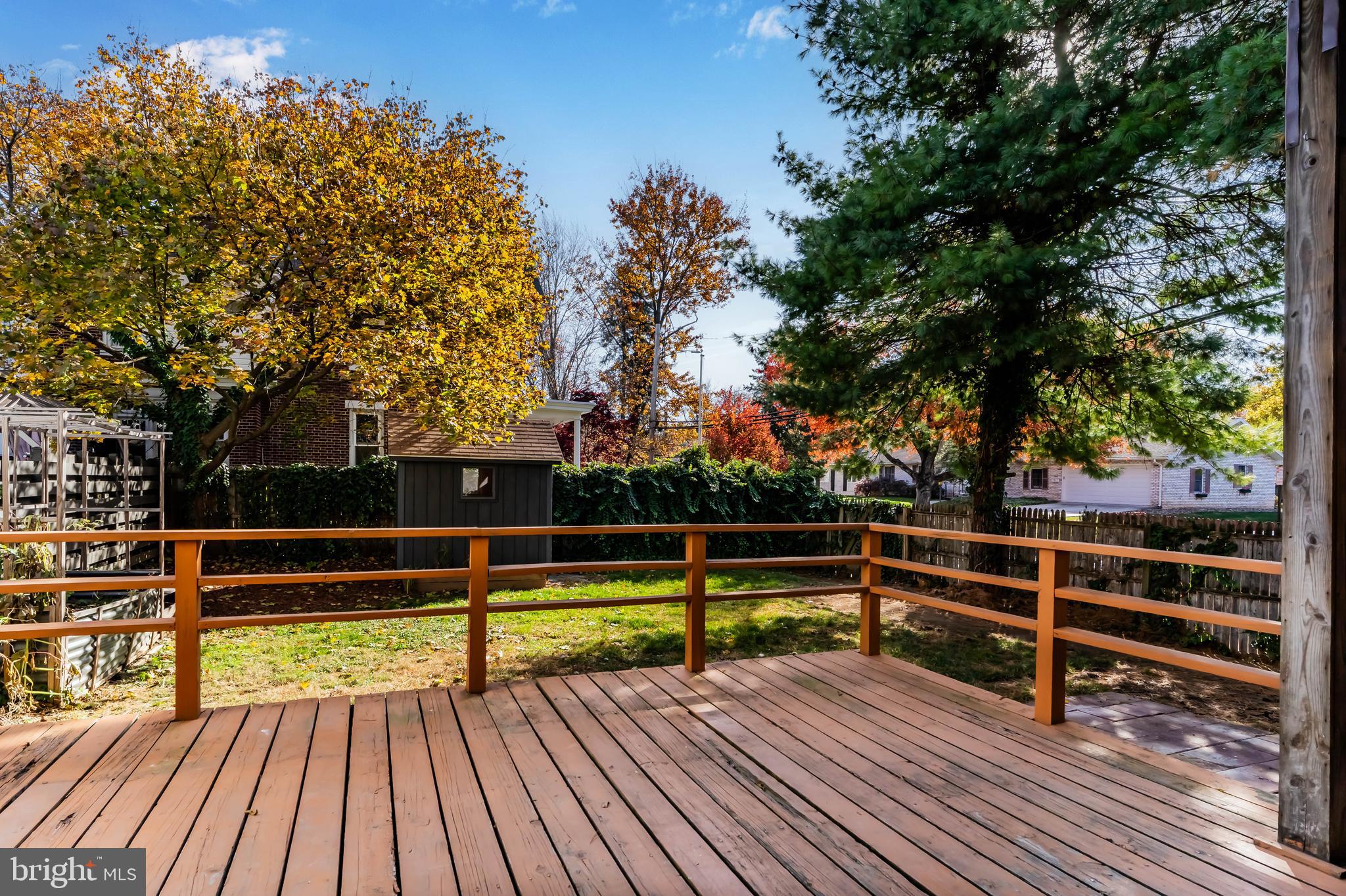 MOORELAND - Residential