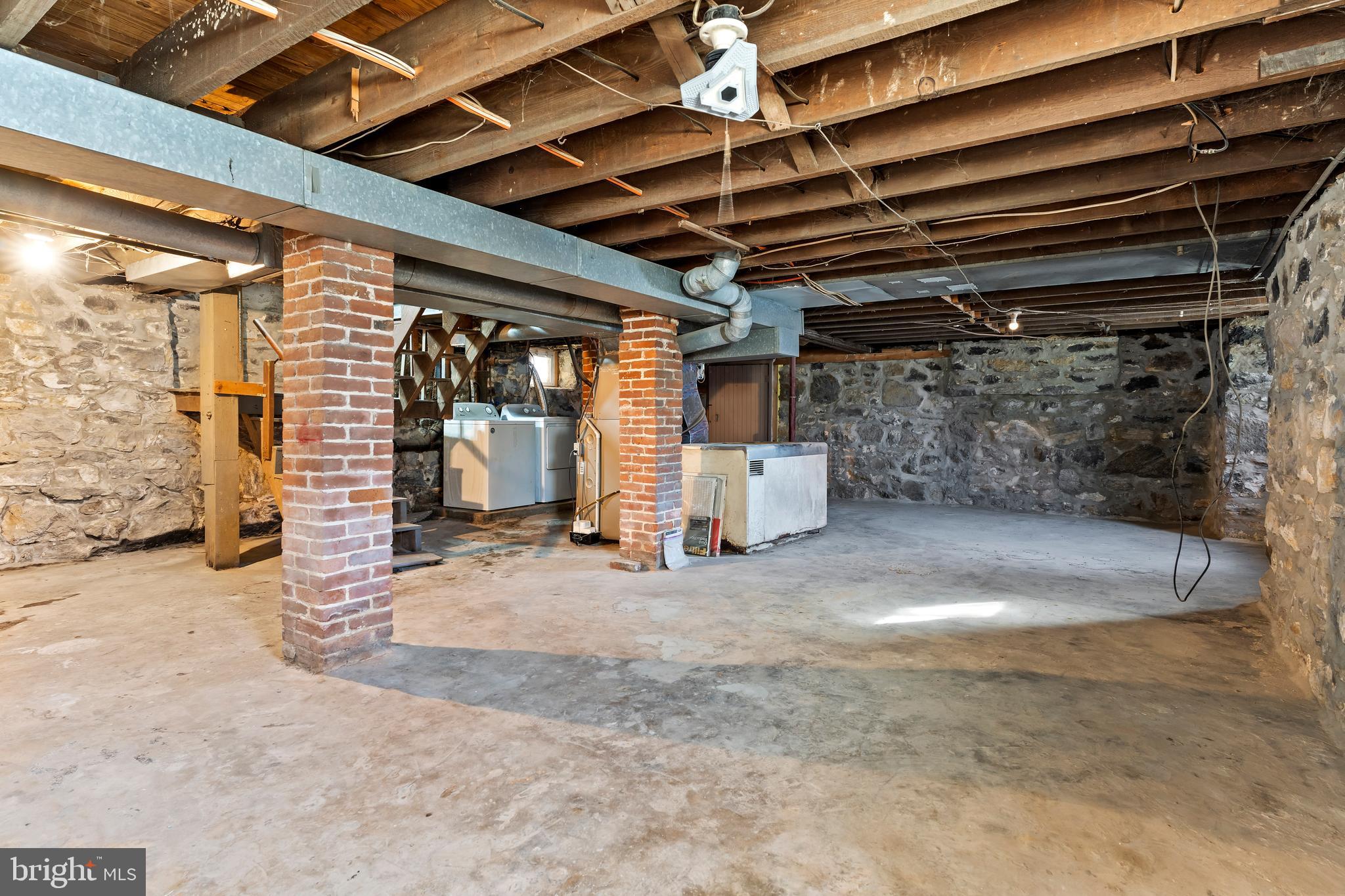 MOORELAND - Residential