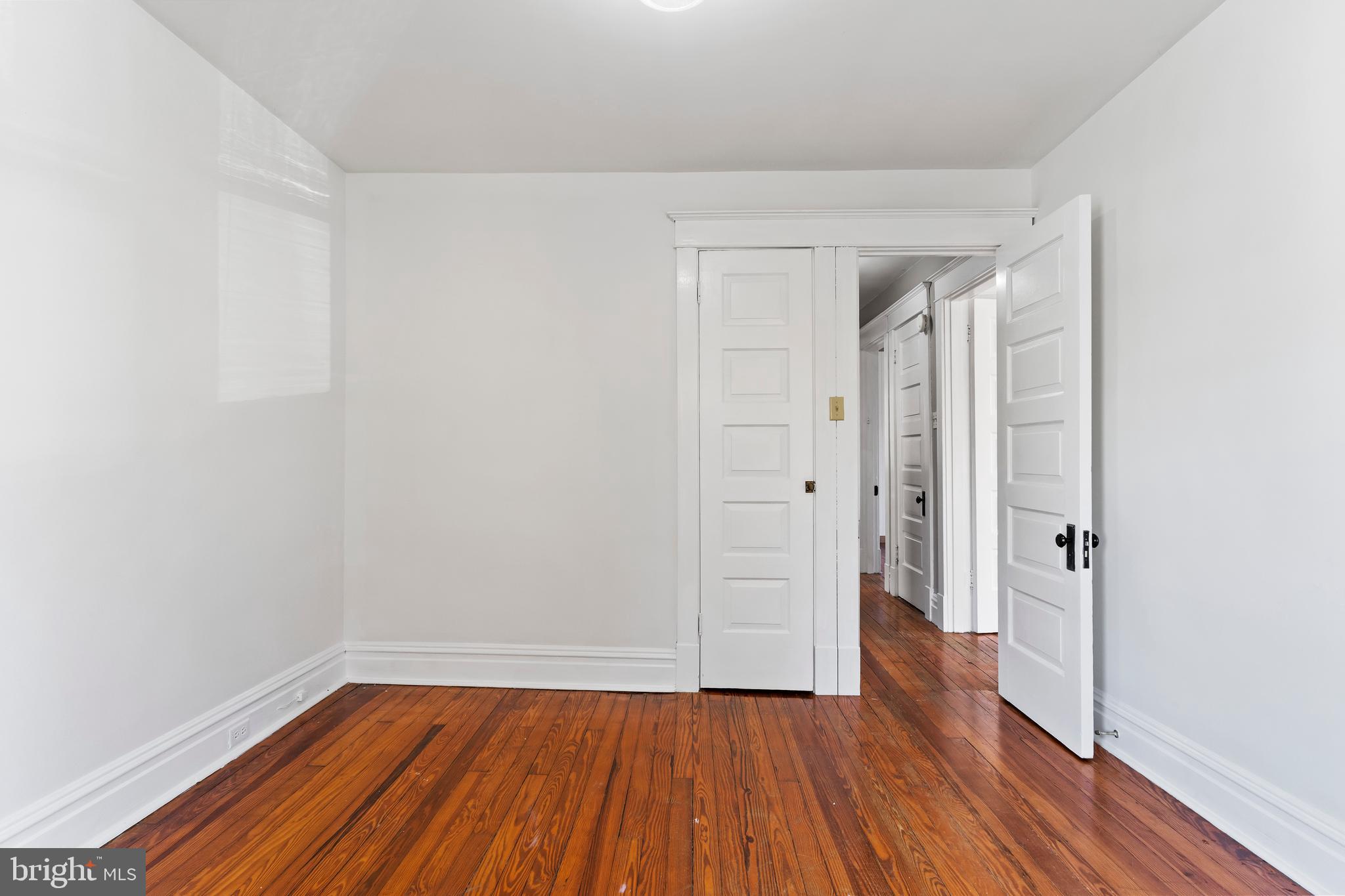 MOORELAND - Residential