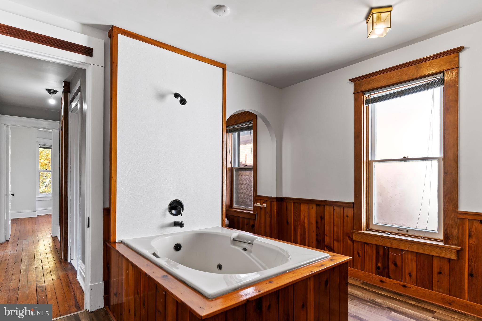 MOORELAND - Residential