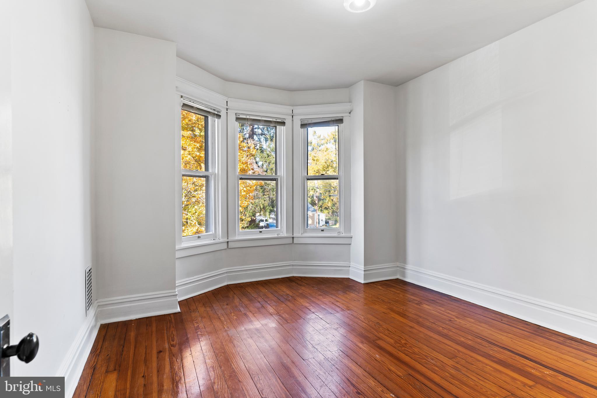 MOORELAND - Residential