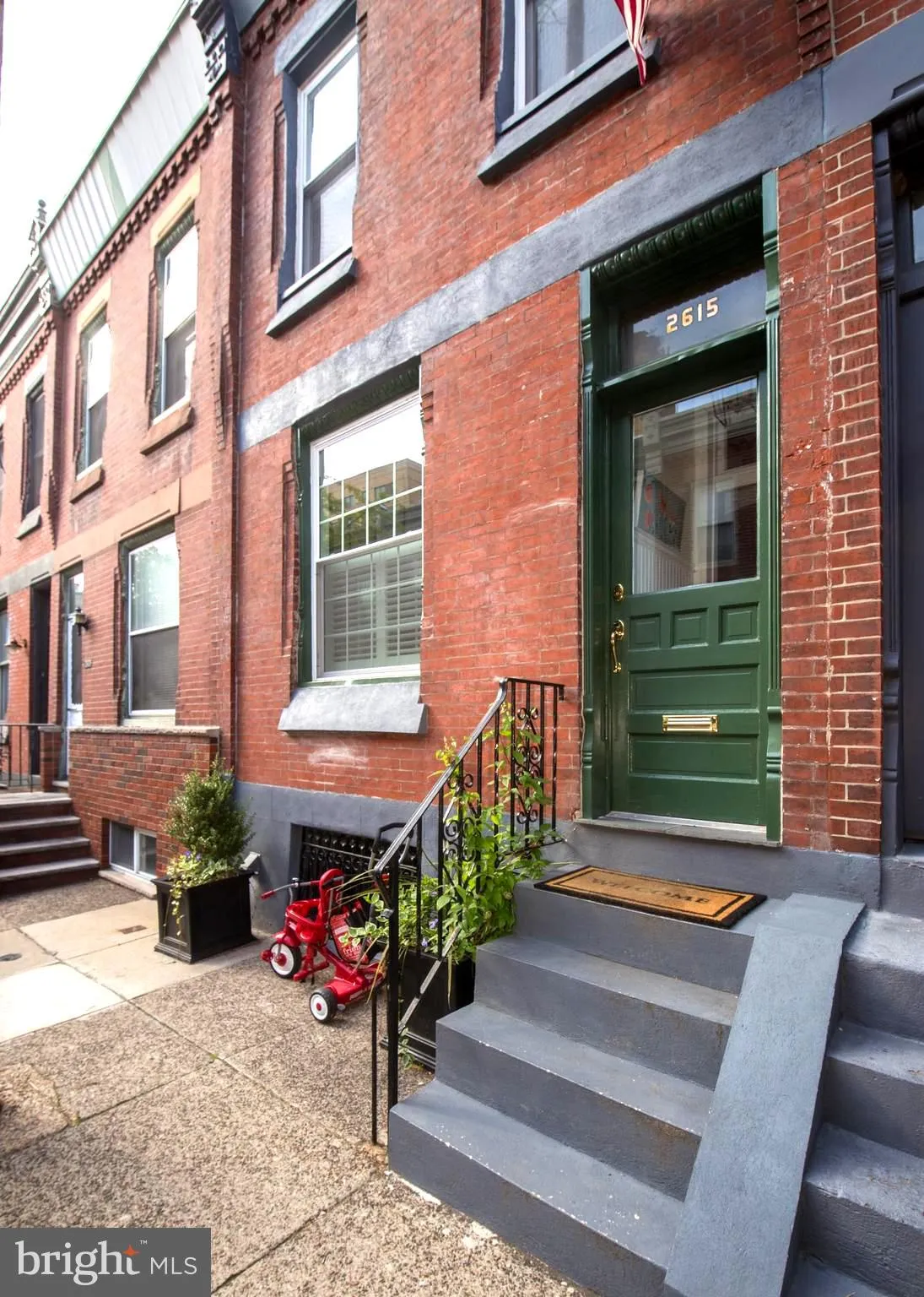 Philadelphia, Pennsylvania 19130, United States, 3 Bedrooms Bedrooms, ,1 BathroomBathrooms,Residential,Pending,7649