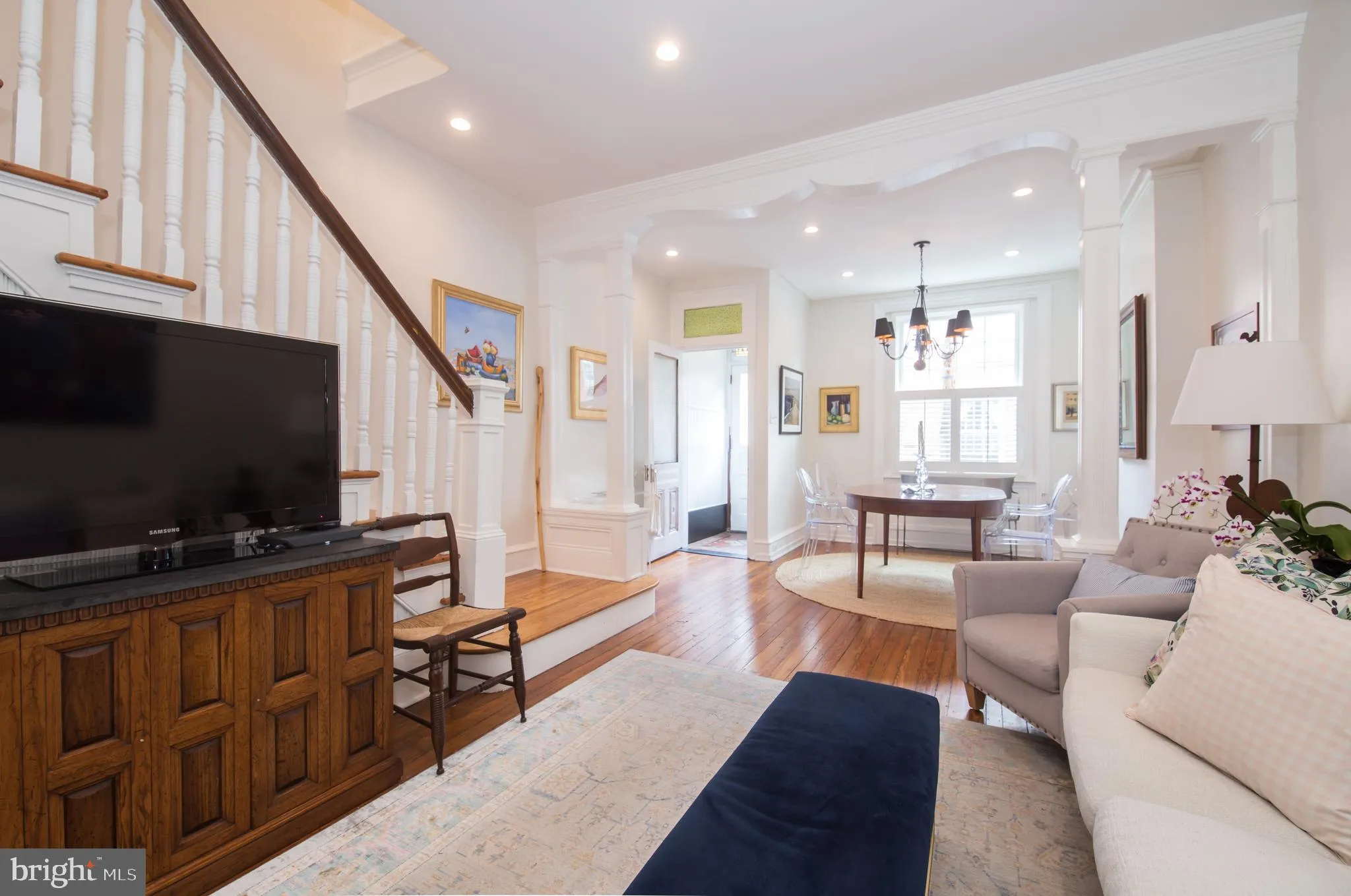 Philadelphia, Pennsylvania 19130, United States, 3 Bedrooms Bedrooms, ,1 BathroomBathrooms,Residential,Pending,7649