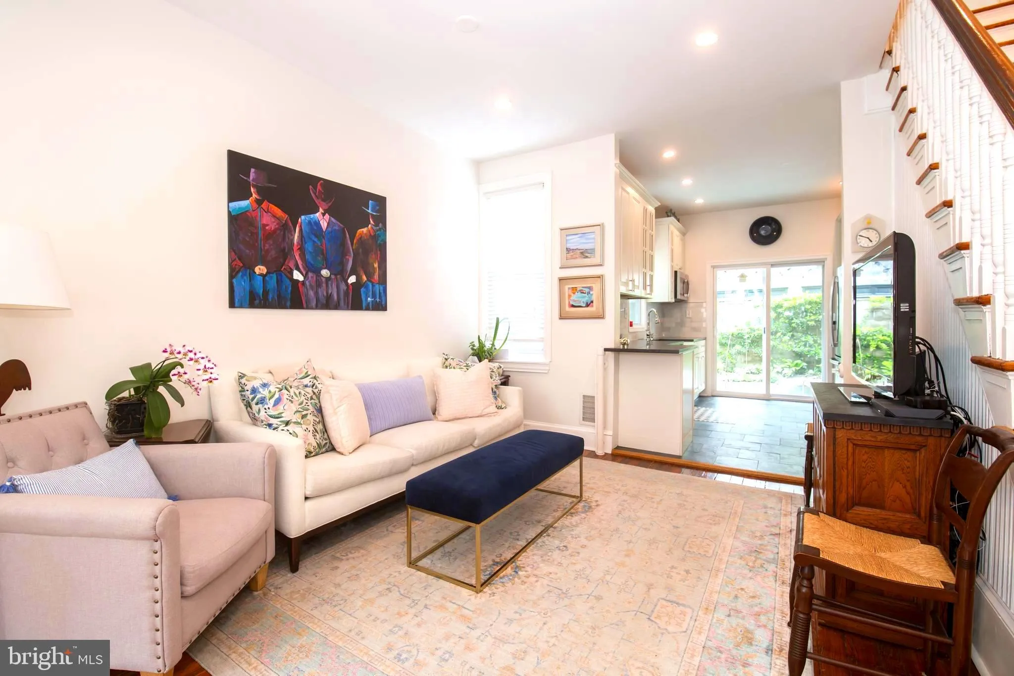 Philadelphia, Pennsylvania 19130, United States, 3 Bedrooms Bedrooms, ,1 BathroomBathrooms,Residential,Pending,7649