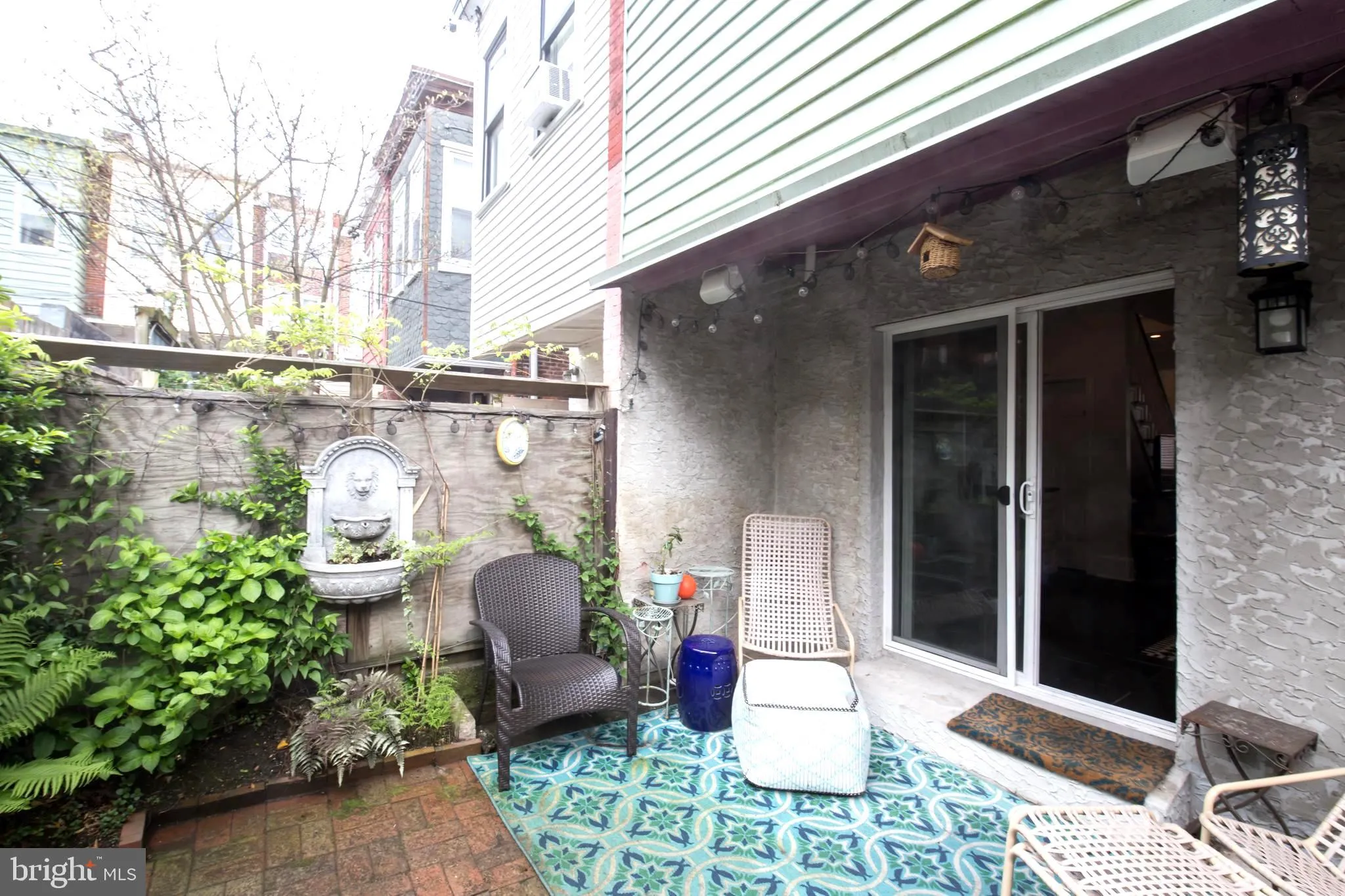 Philadelphia, Pennsylvania 19130, United States, 3 Bedrooms Bedrooms, ,1 BathroomBathrooms,Residential,Pending,7649