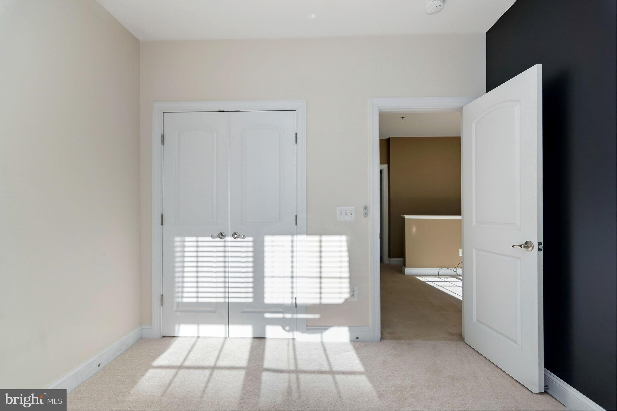 POTOMAC CLUB - Residential