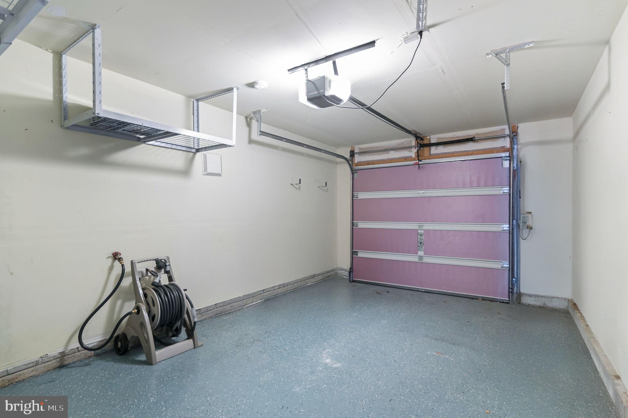 POTOMAC CLUB - Residential