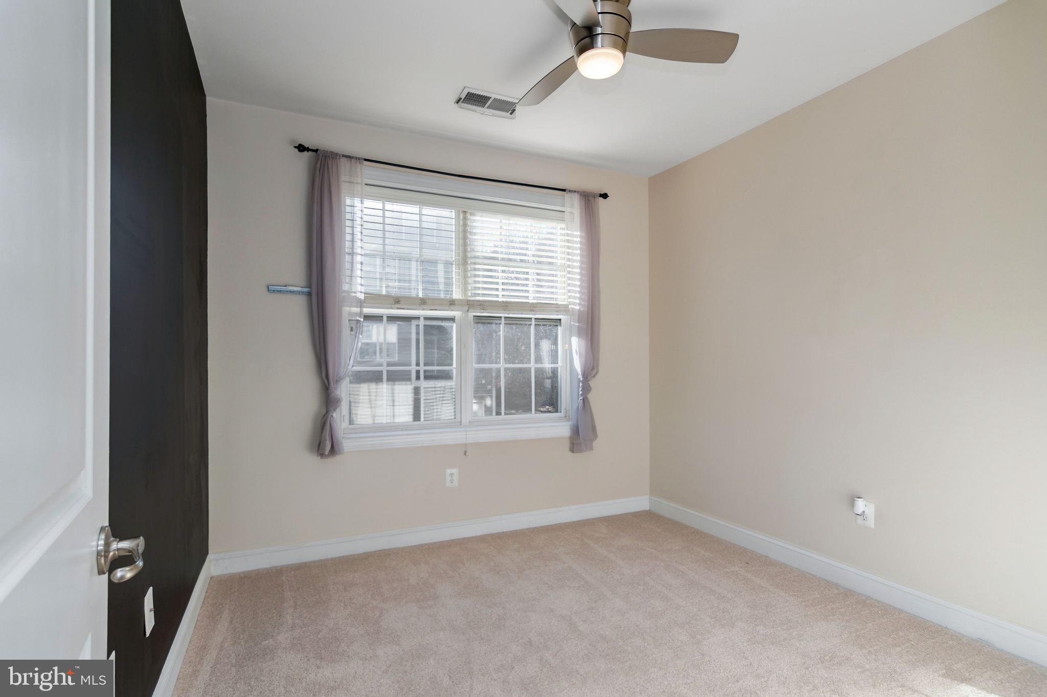 POTOMAC CLUB - Residential