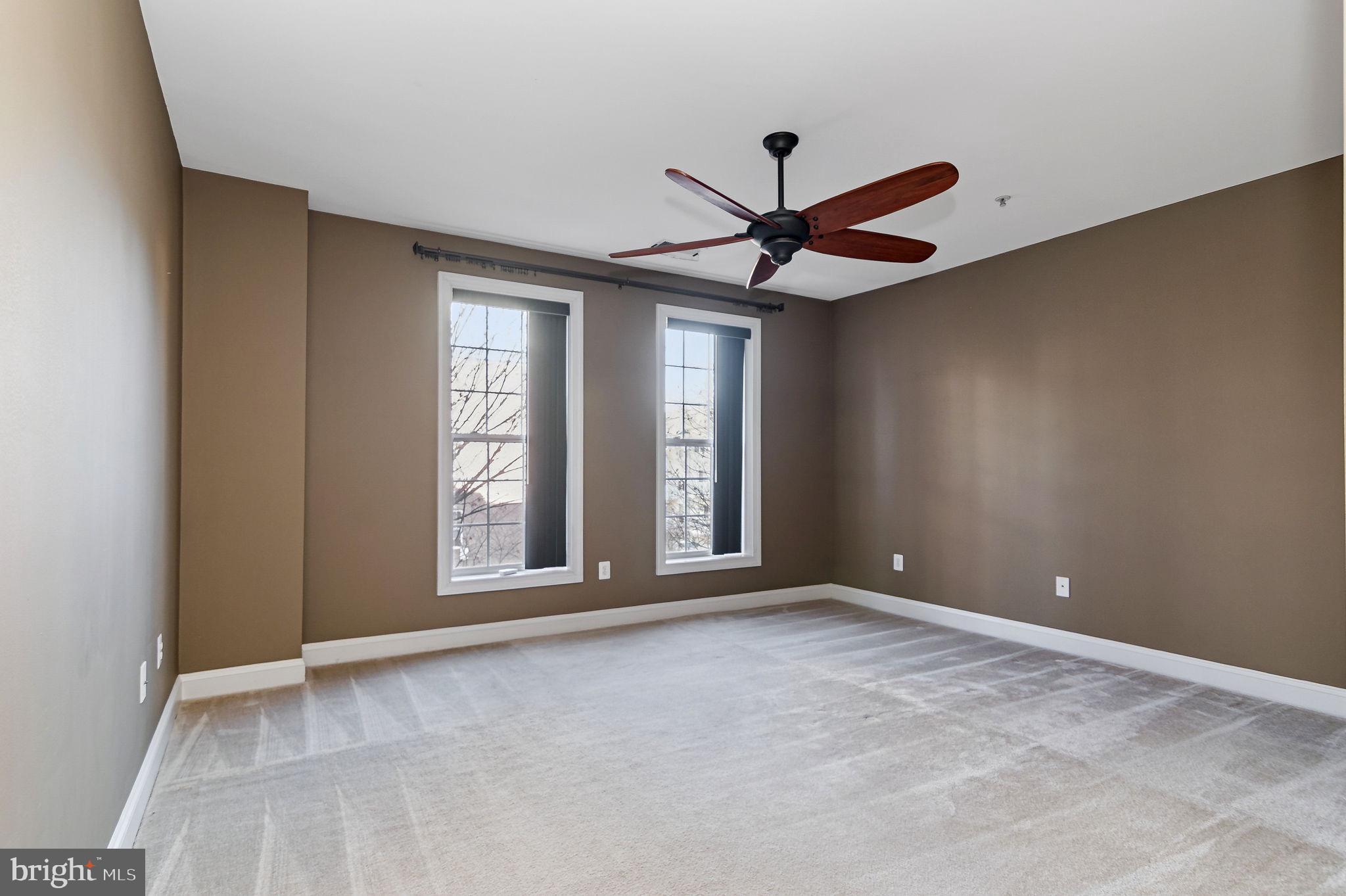 POTOMAC CLUB - Residential