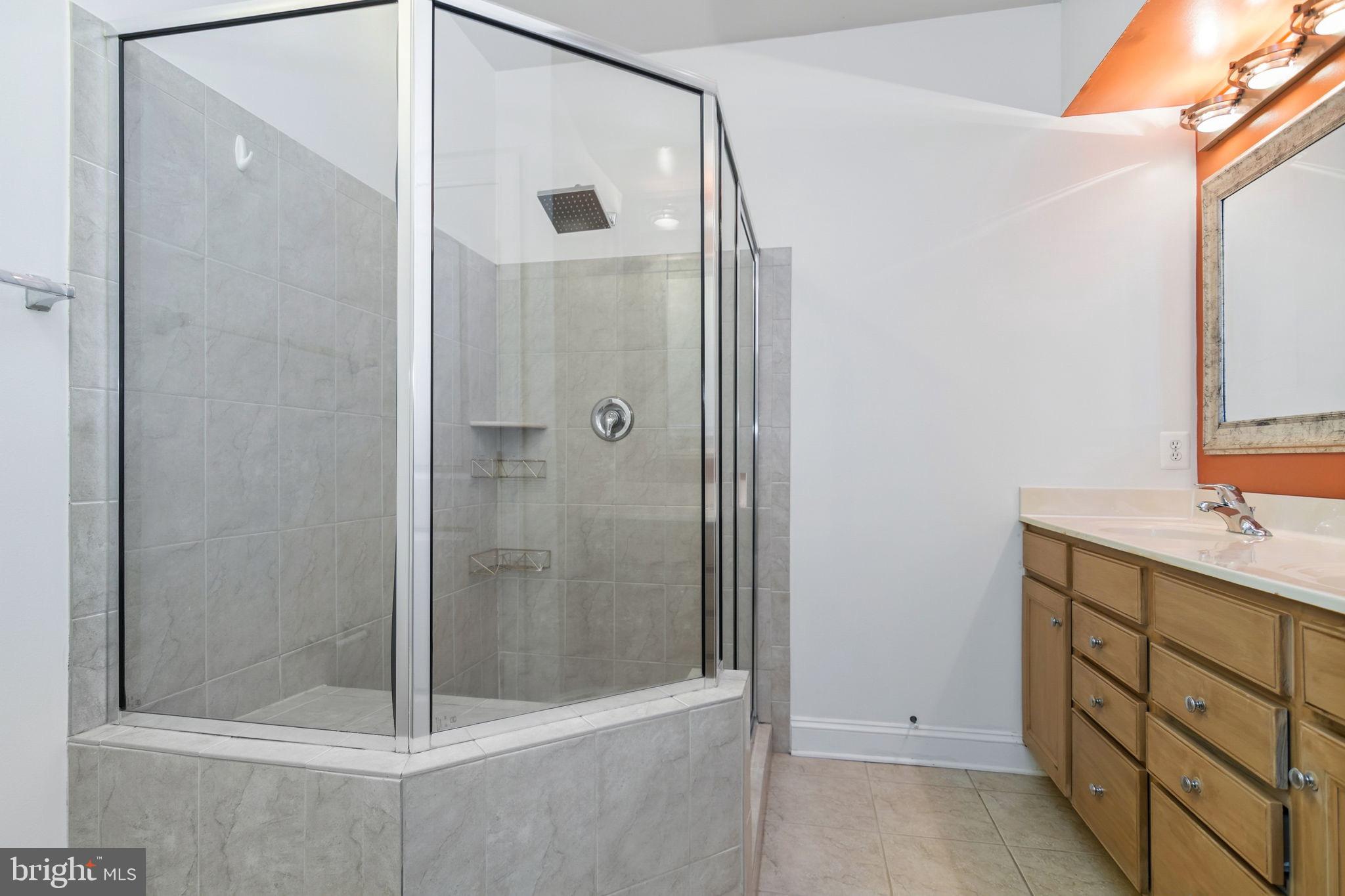 POTOMAC CLUB - Residential