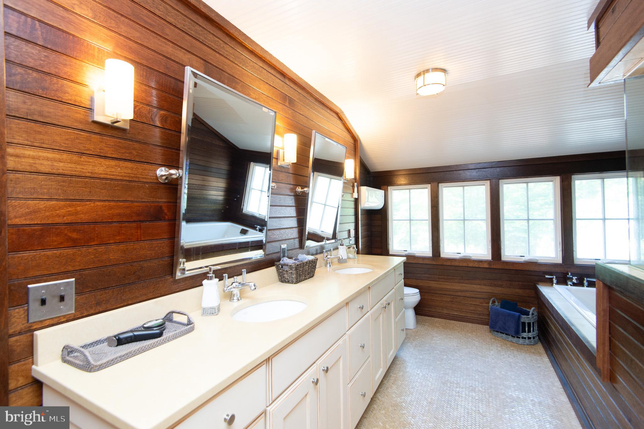 WORTHINGTON MEWS - Residential