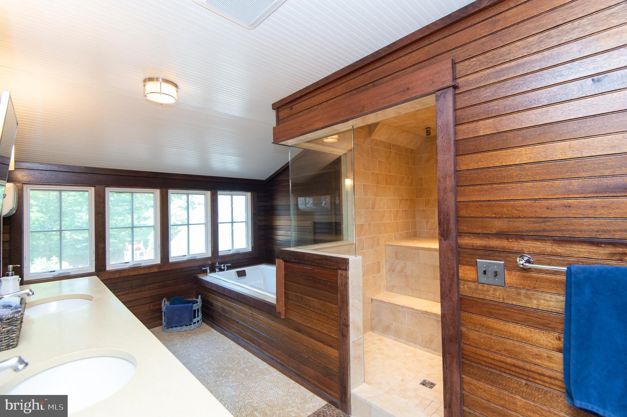 WORTHINGTON MEWS - Residential