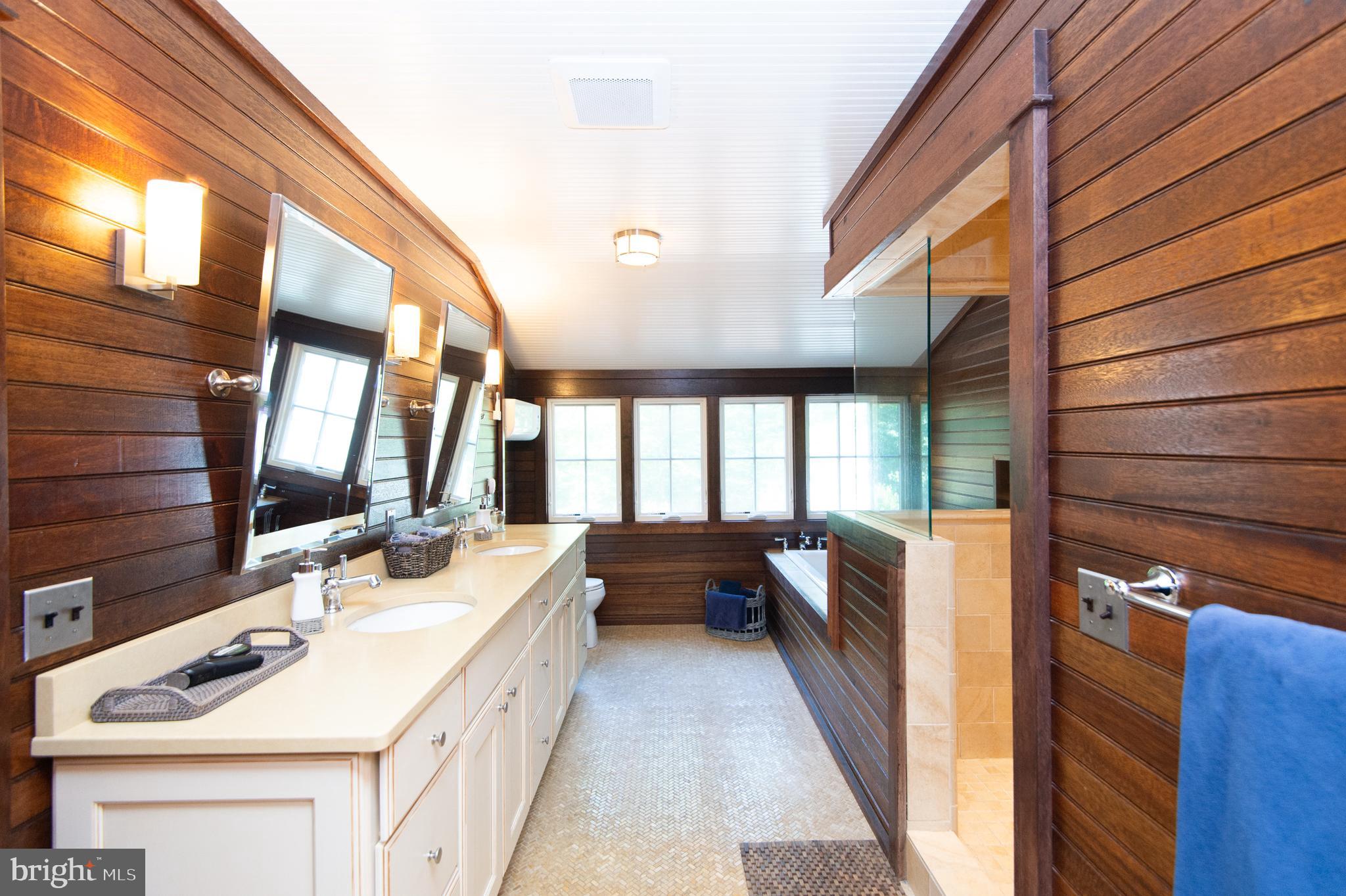 WORTHINGTON MEWS - Residential