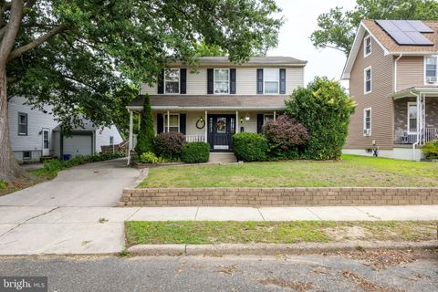 Homes For Sale - 117 6th Avenue<br/> MOUNT EPHRAIM, NJ 08059