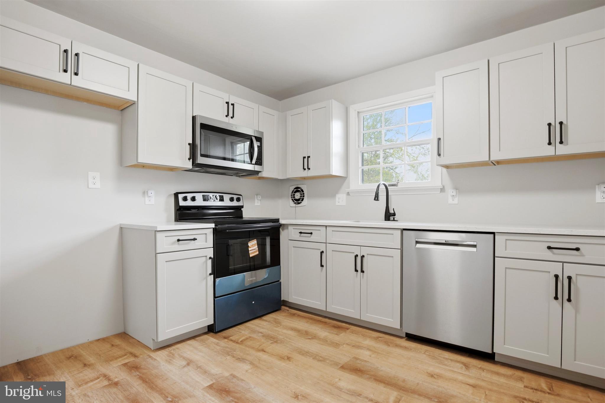 ROBINWOOD FARM - Residential