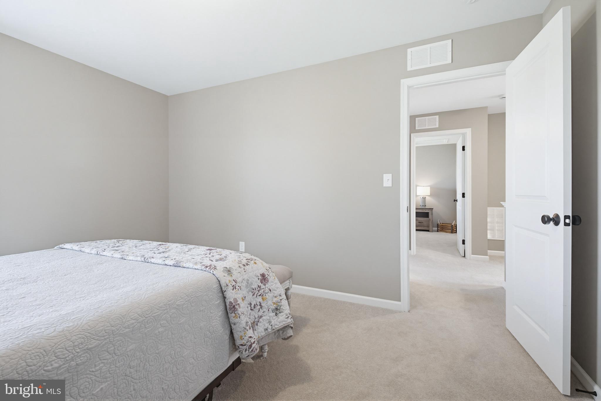 BRIDLE PATH - Residential