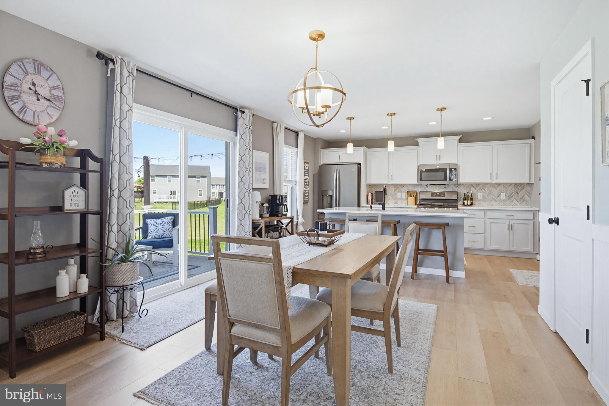 BRIDLE PATH - Residential