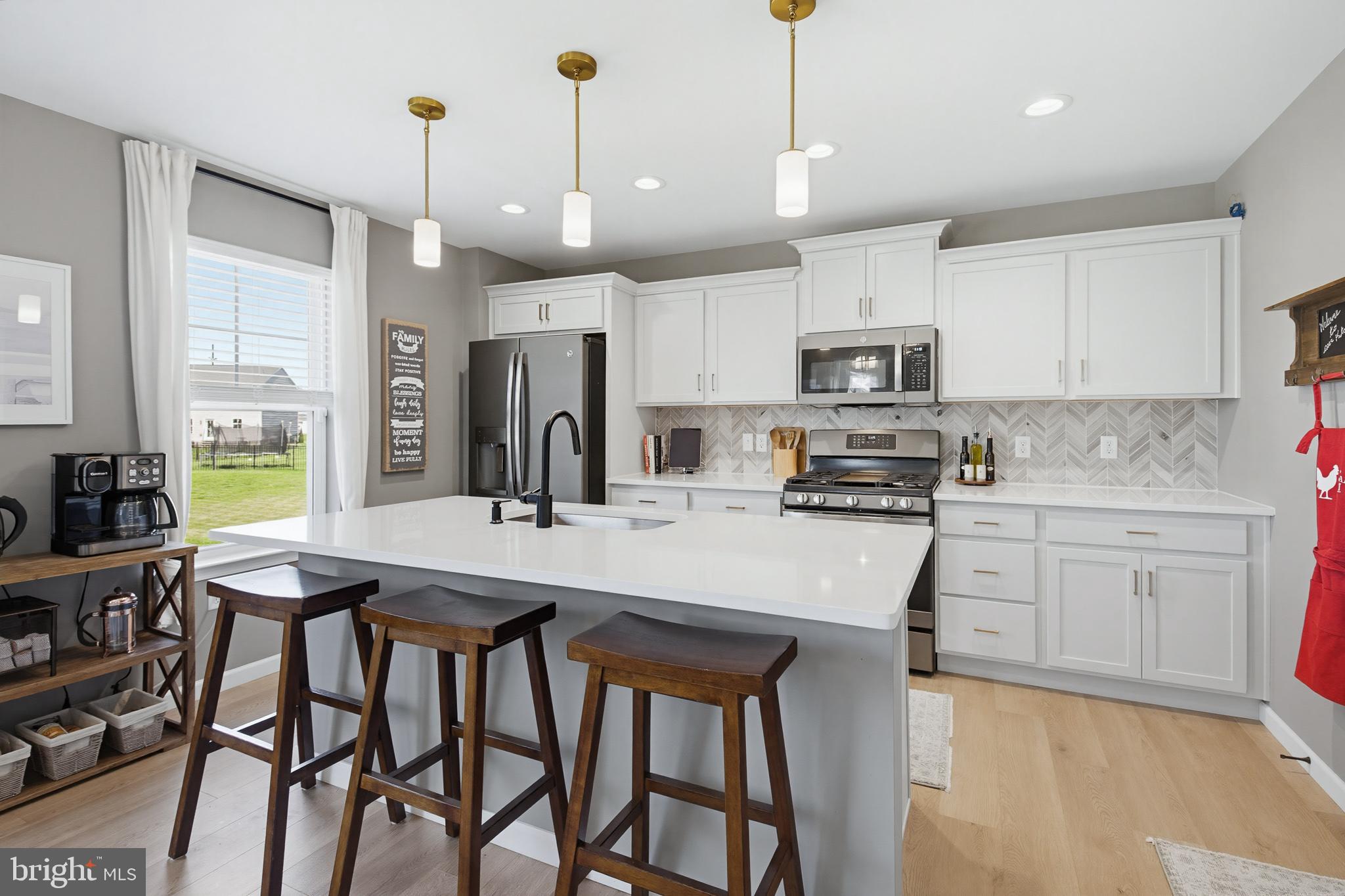 BRIDLE PATH - Residential