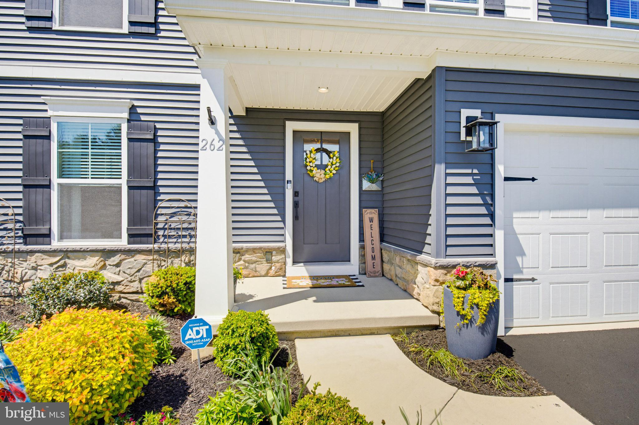 BRIDLE PATH - Residential