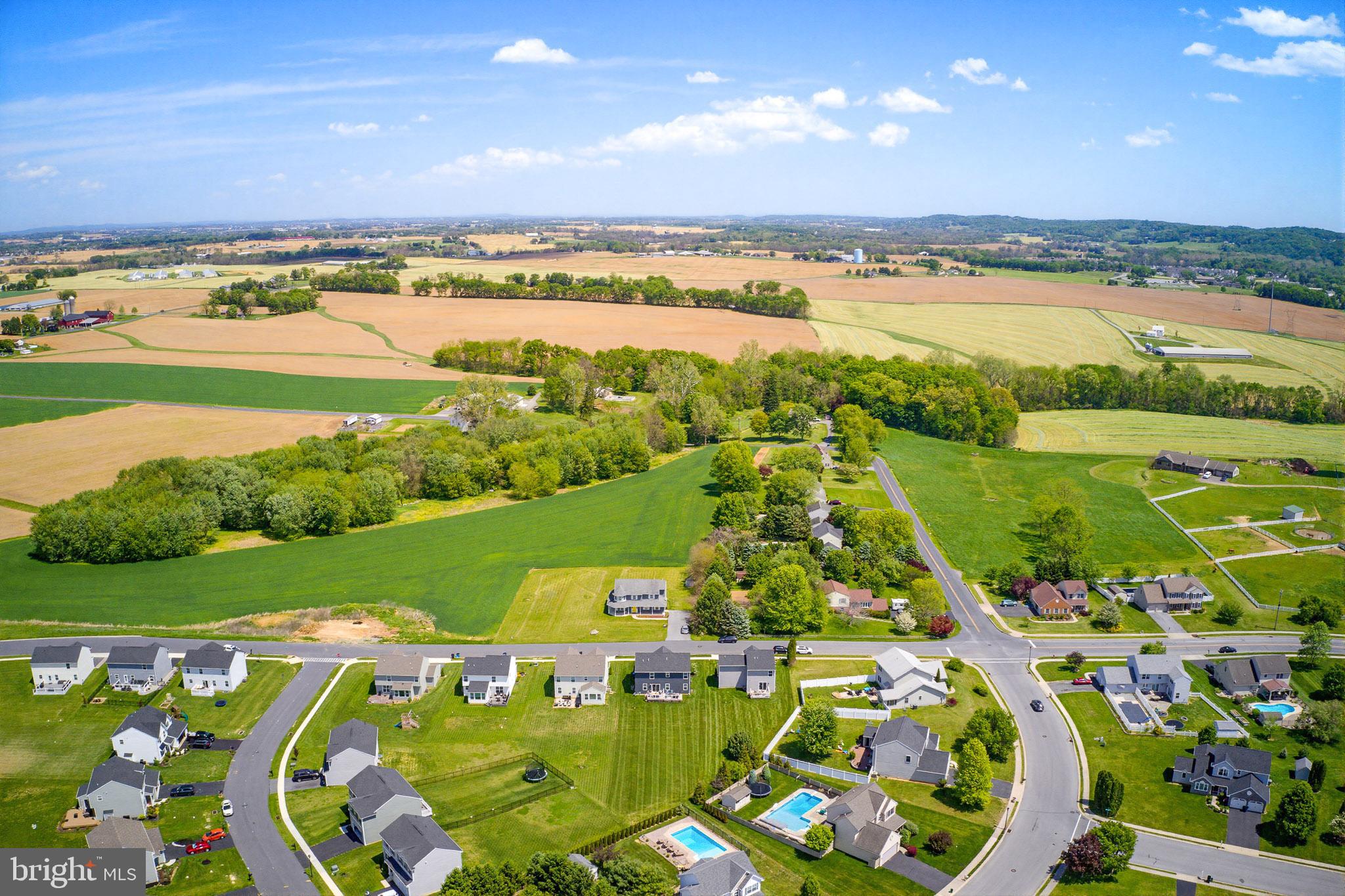 BRIDLE PATH - Residential