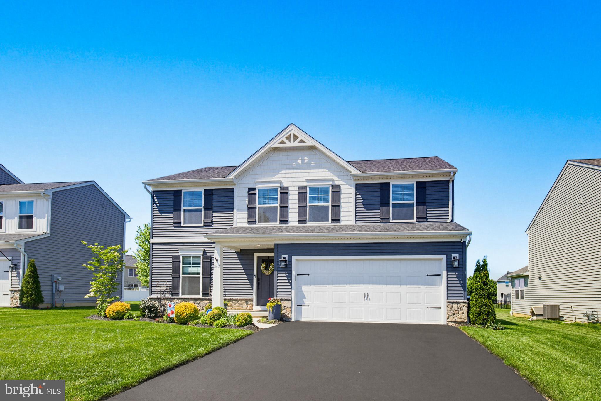BRIDLE PATH - Residential