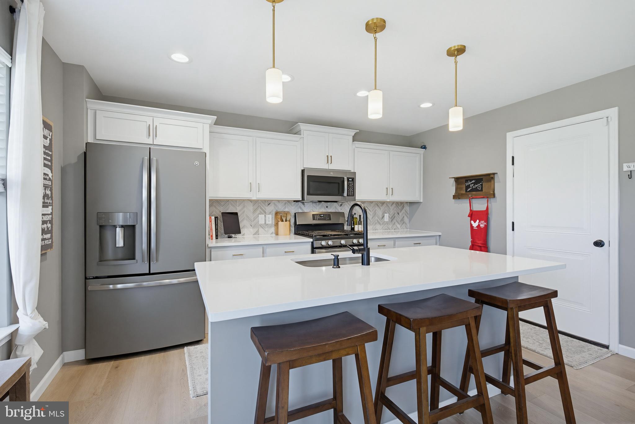 BRIDLE PATH - Residential