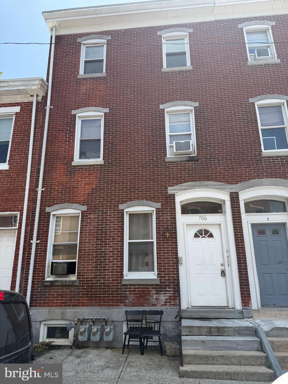 706 CHAIN STREET