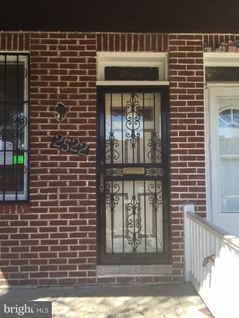 Come to view this beautiful home with spacious rooms on a long term homeowner street. This large home with private backyard is waiting for the creative first time homebuyer or the savvy investor.