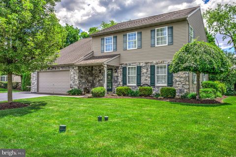 Photo of 142 Shalom Drive, Denver, PA 17517 (MLS # PALA2051476)