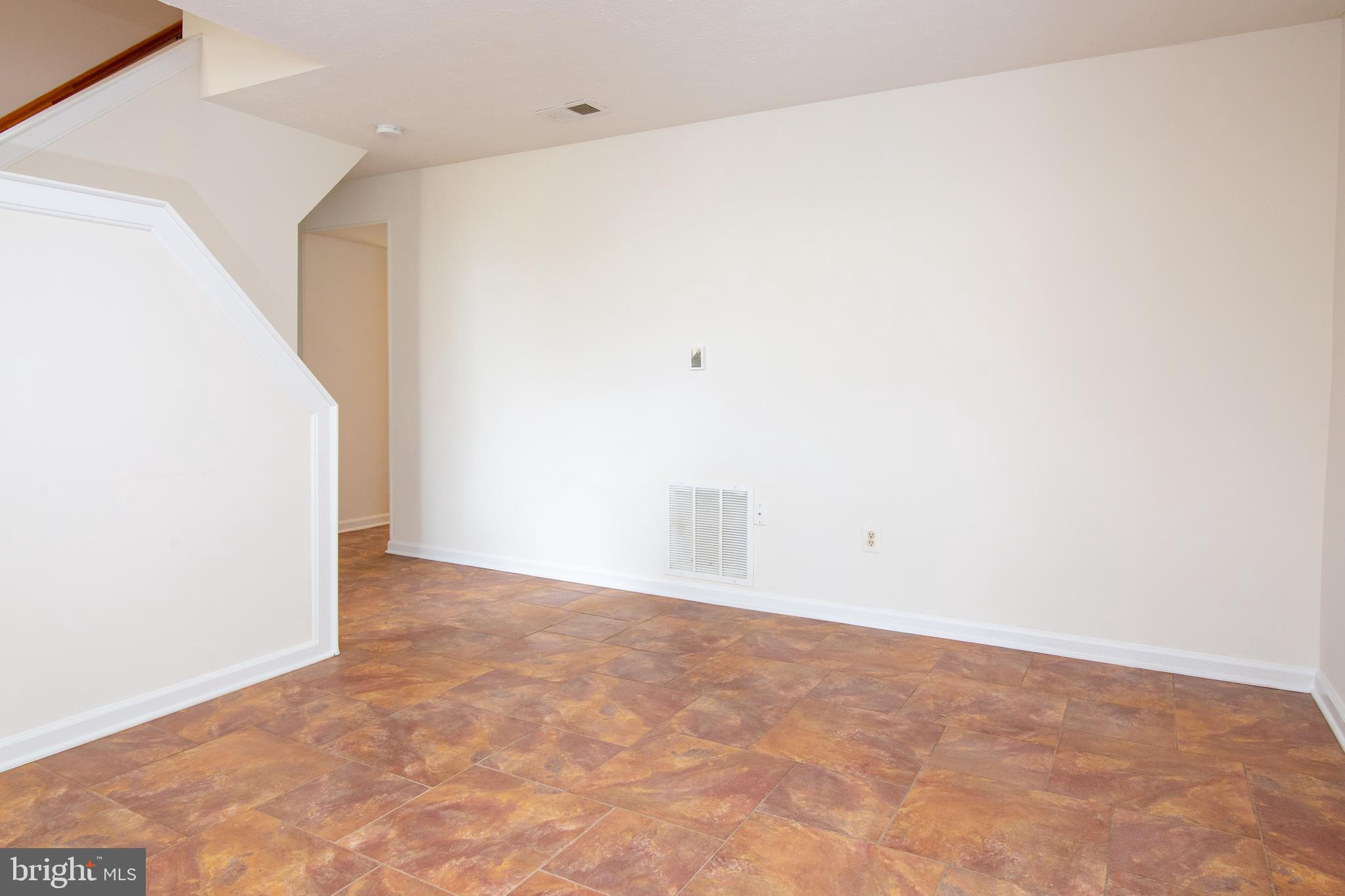 REVELL DOWNS - Residential