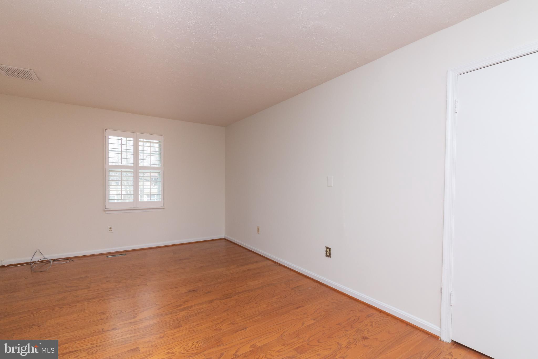 REVELL DOWNS - Residential