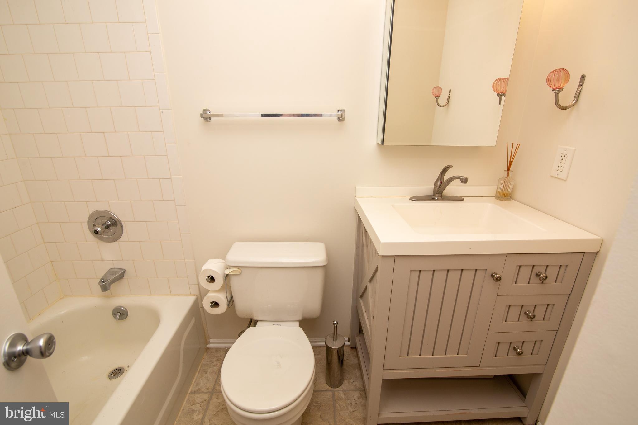 REVELL DOWNS - Residential