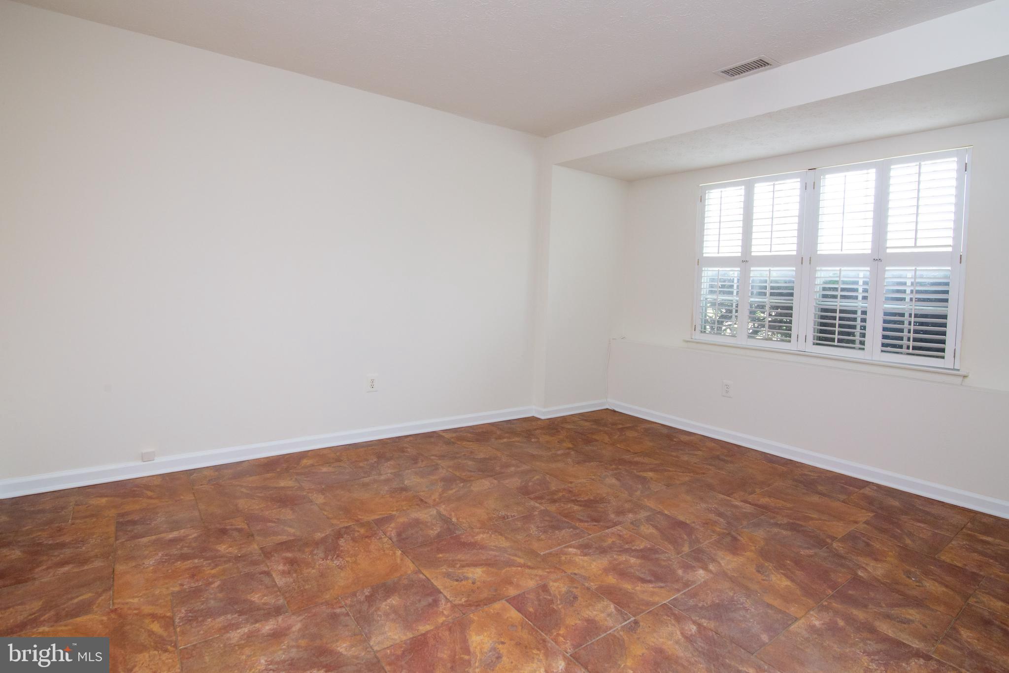 REVELL DOWNS - Residential