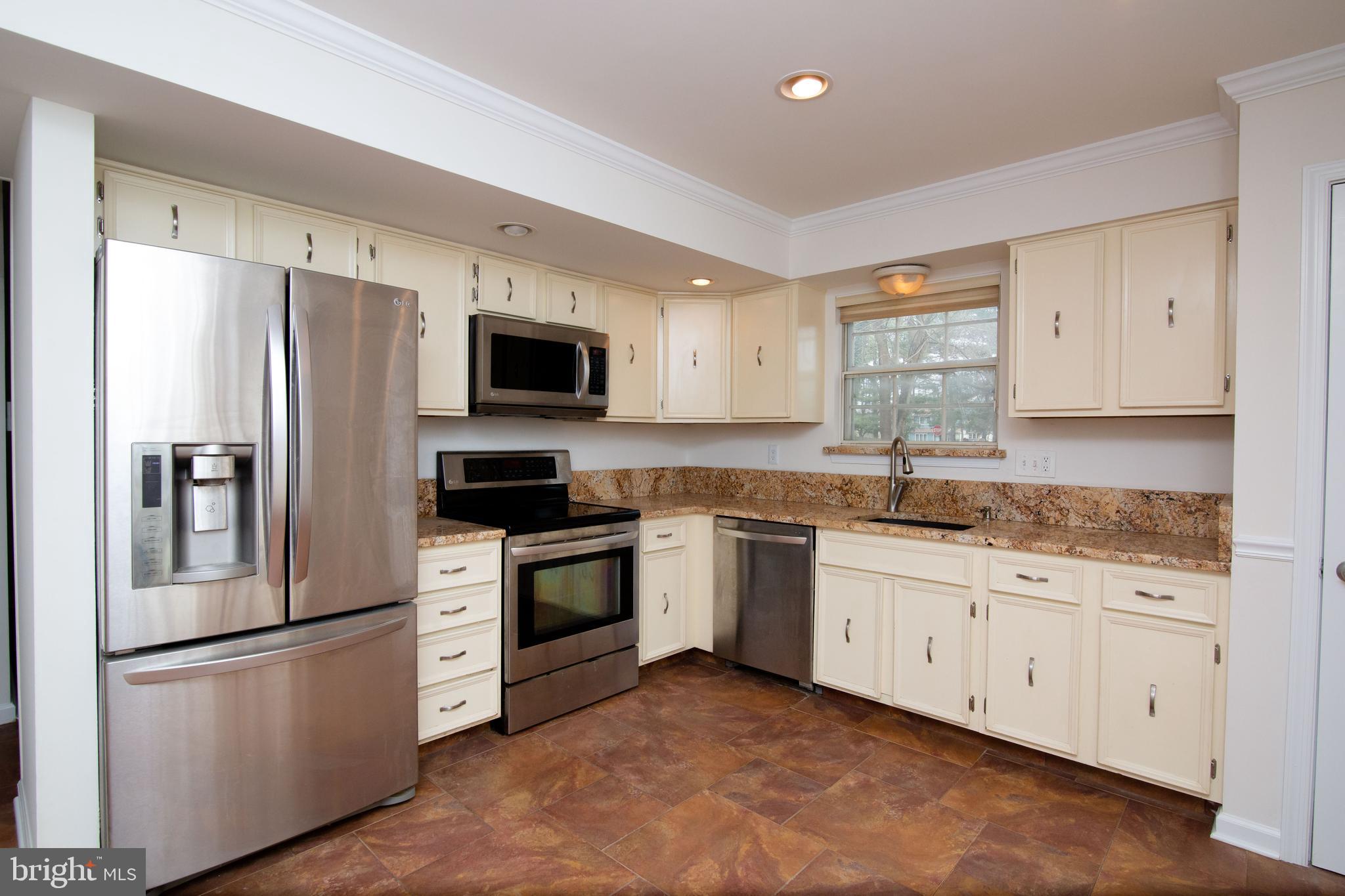 REVELL DOWNS - Residential