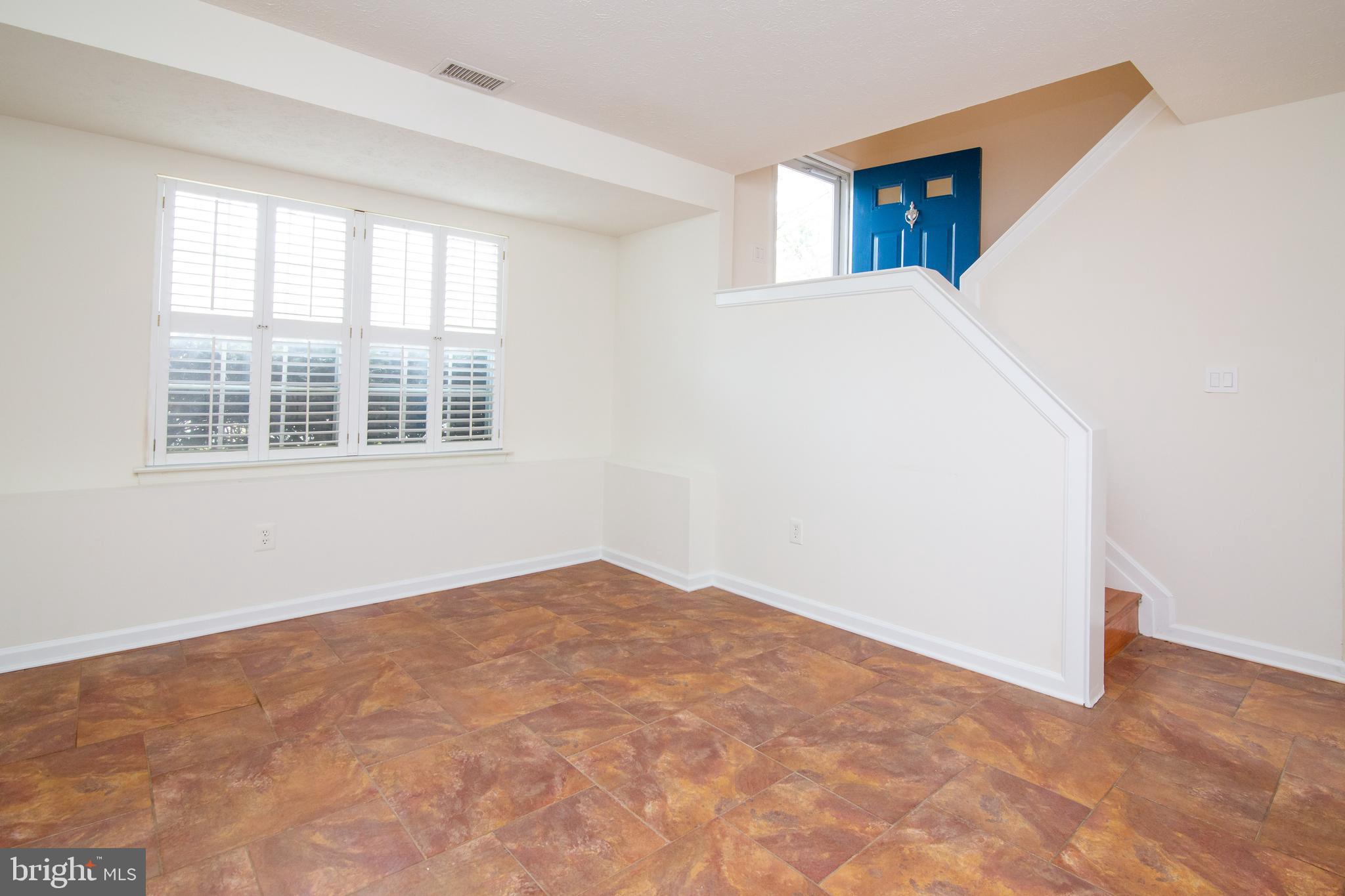 REVELL DOWNS - Residential