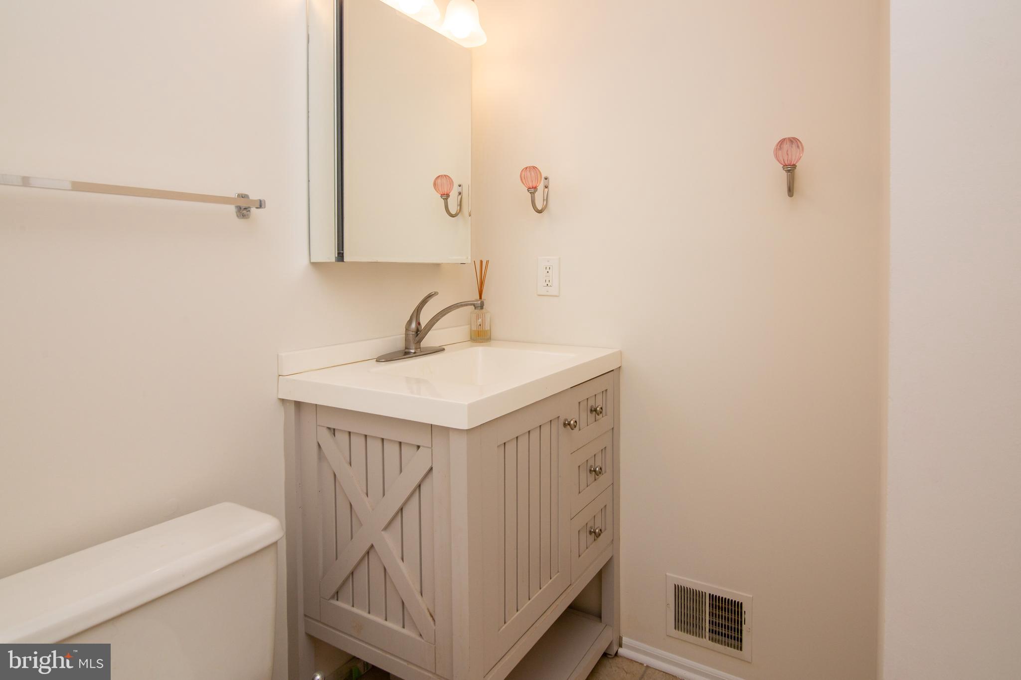 REVELL DOWNS - Residential