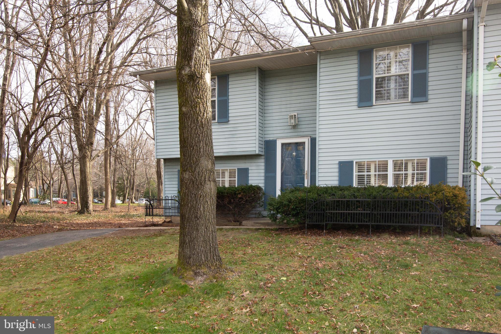 REVELL DOWNS - Residential