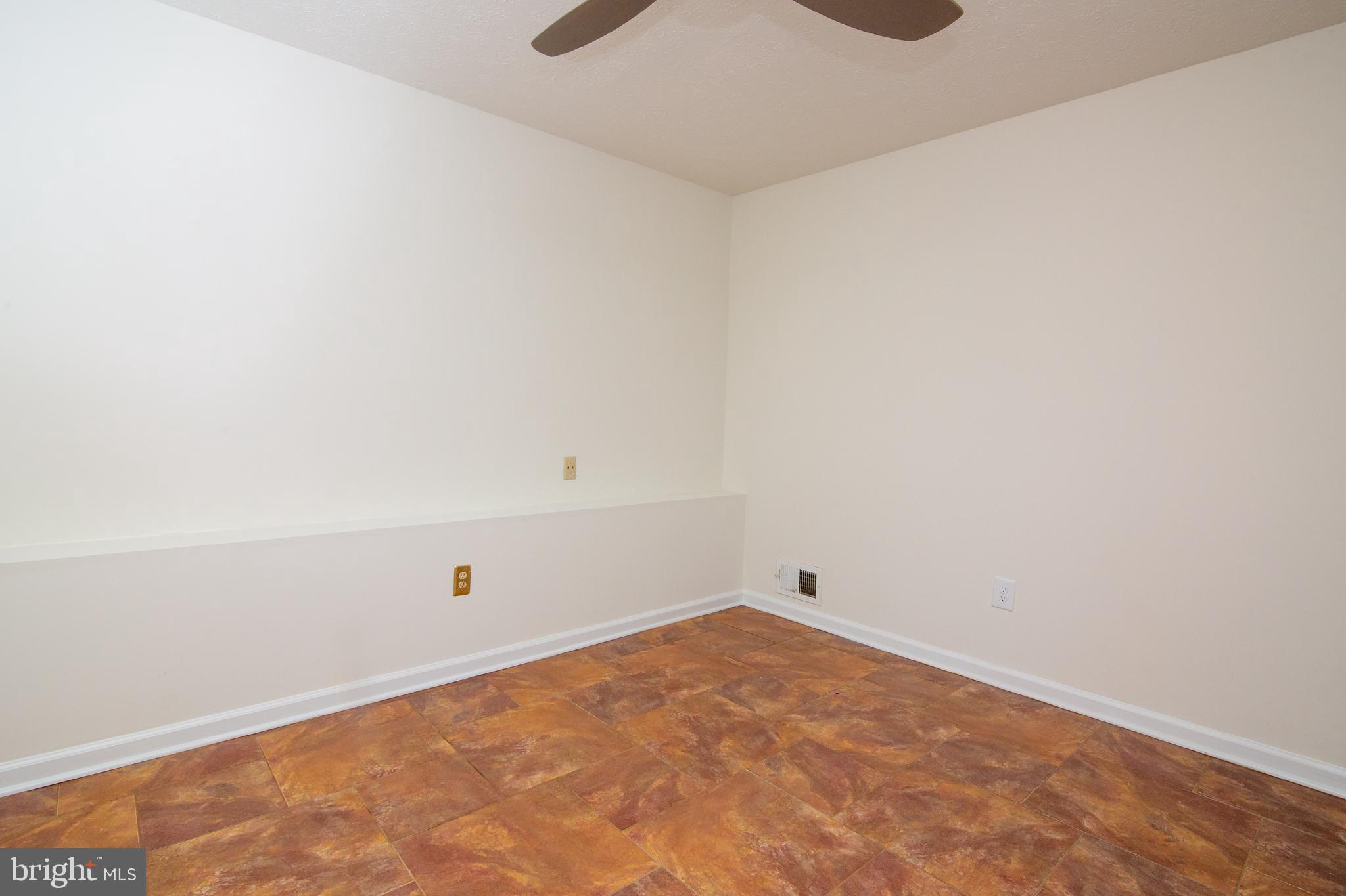 REVELL DOWNS - Residential