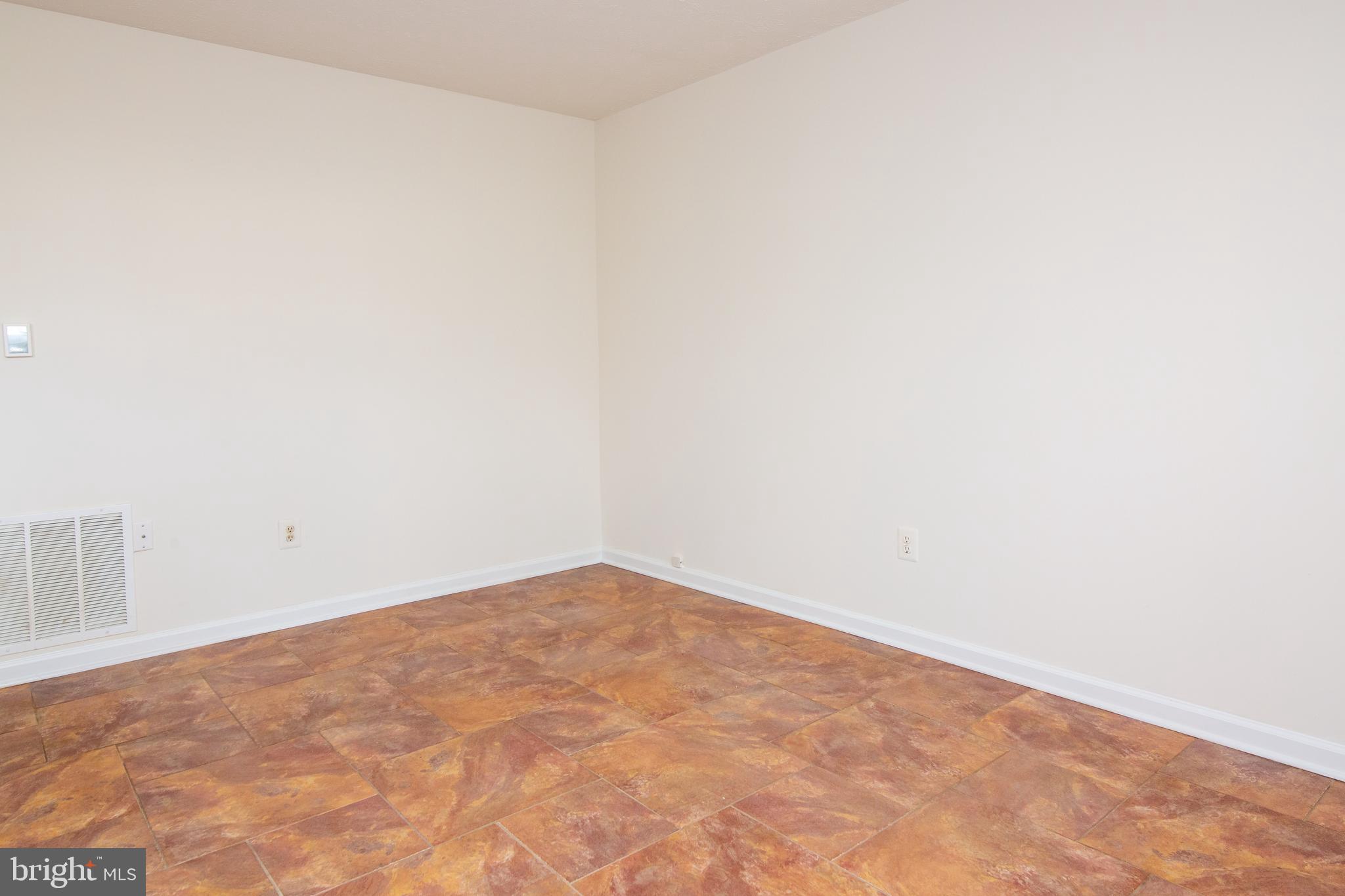 REVELL DOWNS - Residential